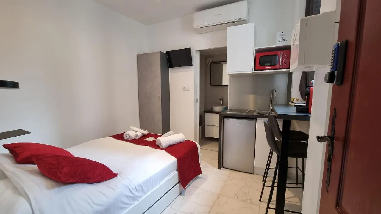 Sweet Home Marceau 6 Studios Hyper Centre Proche De La Mer Et Du Palais Cannes 0*,